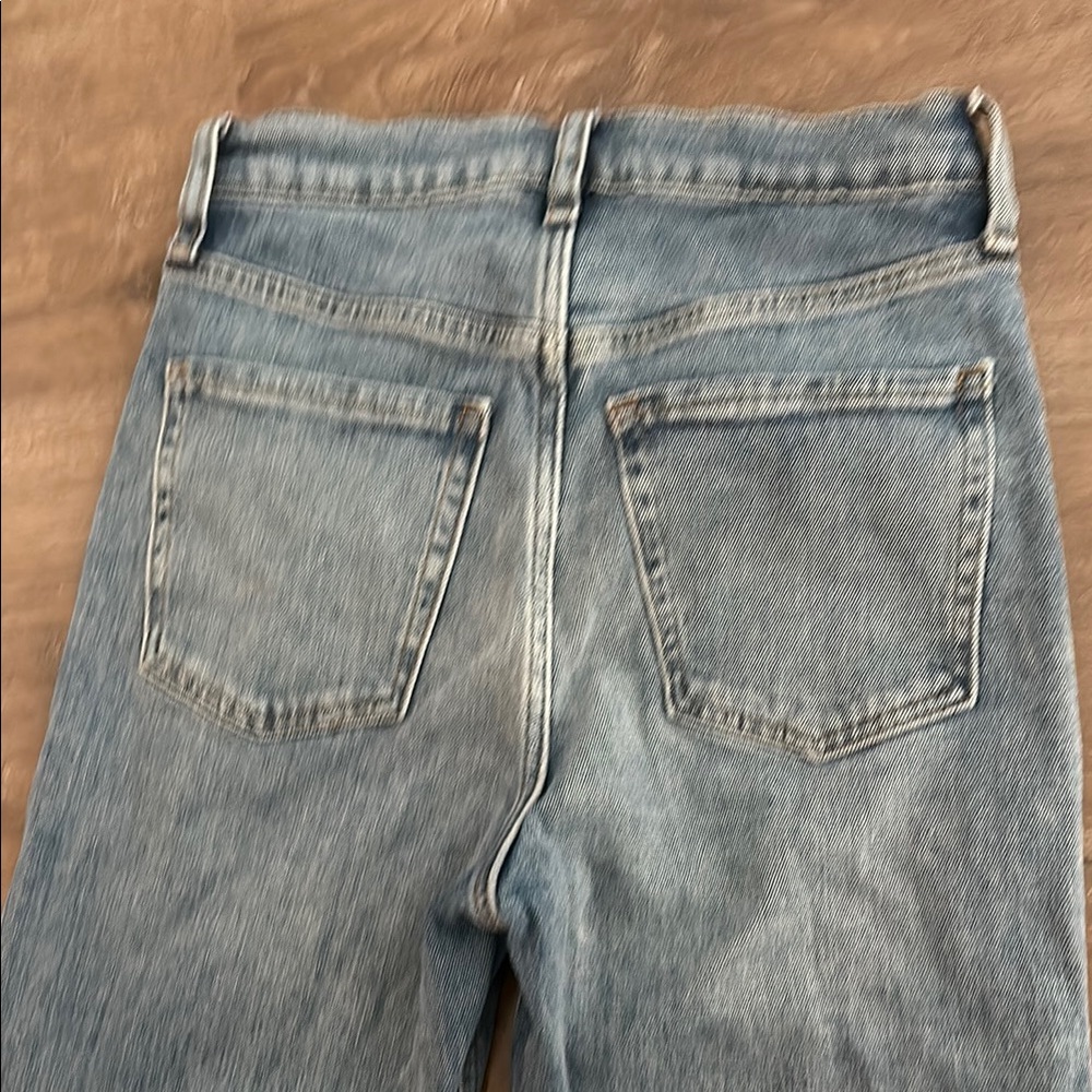 Distressed High Rise Blue Jeans - Picture 5 of 6